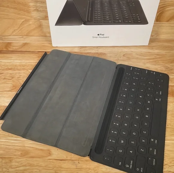 Apple iPad Smart Keyboard